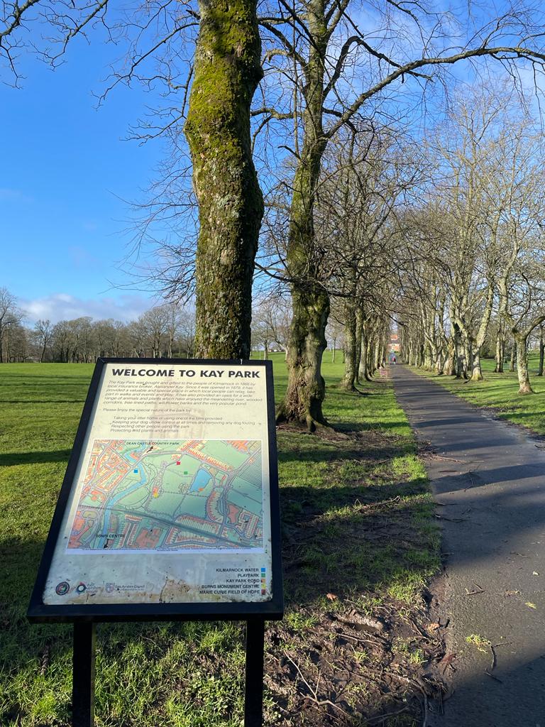 EACEnvCrime's tweet photo. Please help to keep East Ayrshire stunning by binning all your litter and dog mess and avoid an on the spot fine of £80. Leaving litter is a criminal offence and a maximum fine of £2,500 can be imposed in Court. Please #BeResponisble
#EastAyrshireIsStunning #BagItBinIt https://t.co/7N2onDbeAO