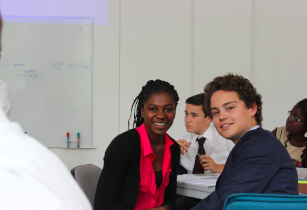 Globe College Munich tweet media