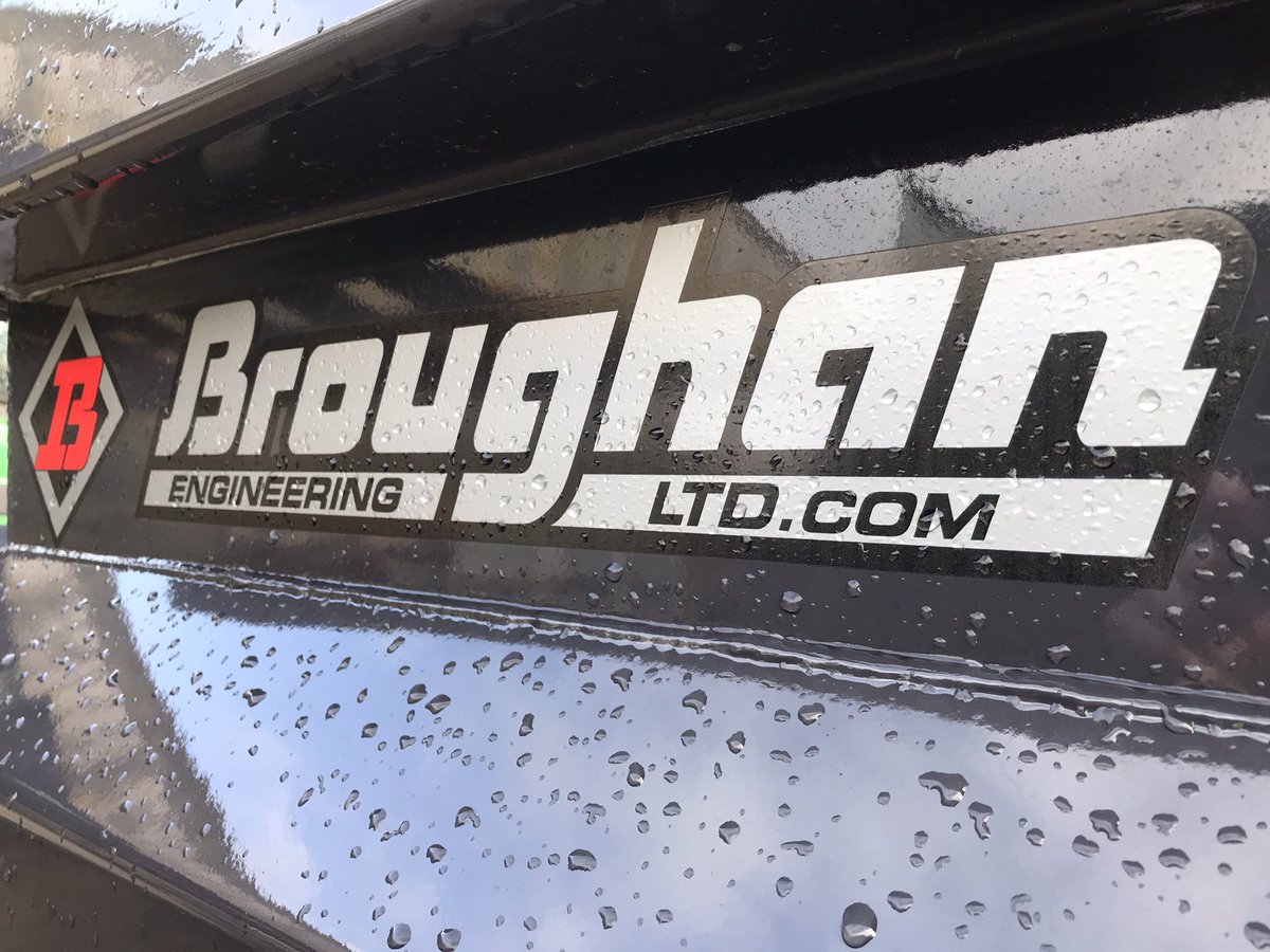 dcbph's tweet photo. A thing of beauty…made even better with a custom paint job 👌🏻👌🏻 #broughan #megadumper #offroaddumptruck https://t.co/Z7WFu3Gbr6