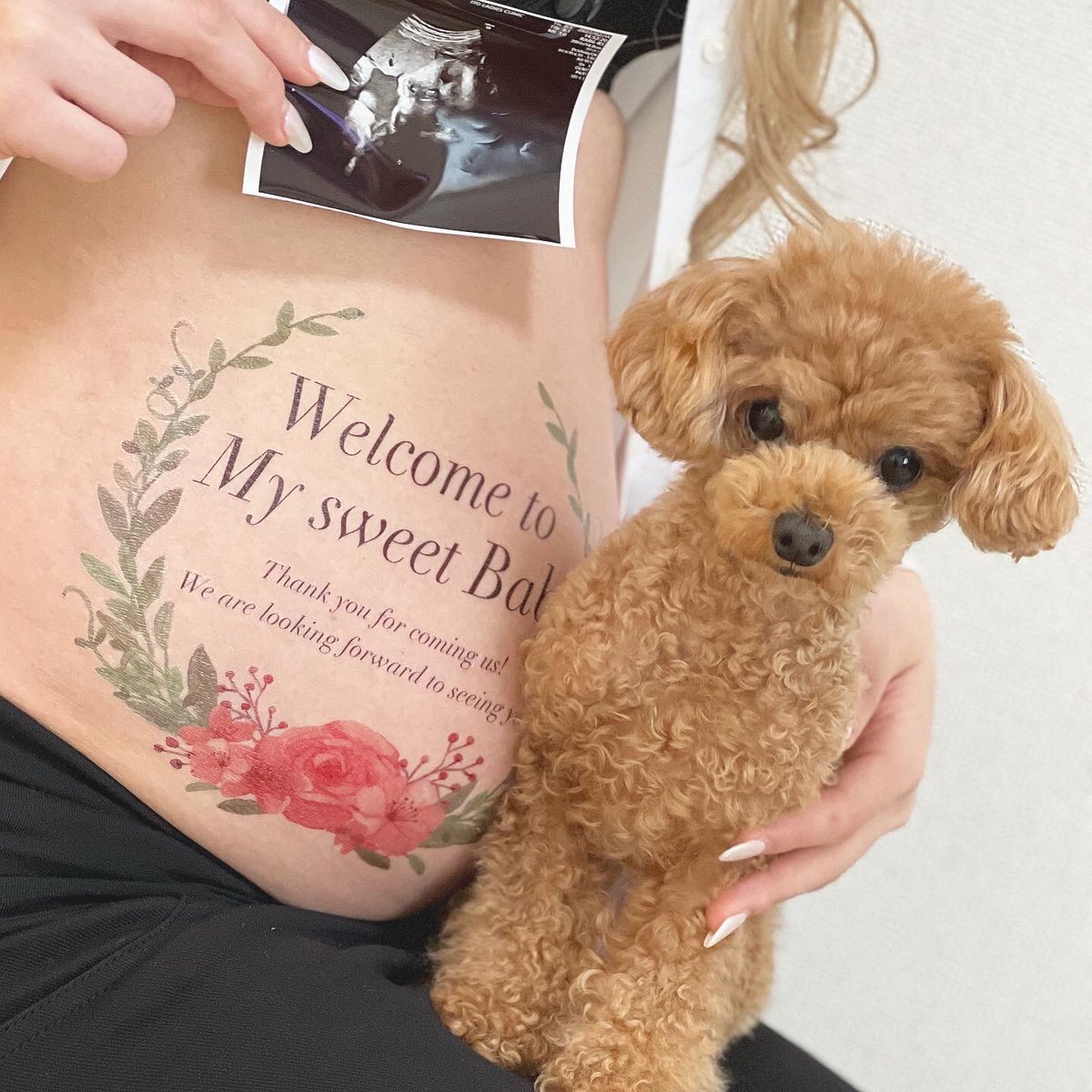 sayr821's tweet photo. お家でセルフマタニ��ィーフォト📸♡
あと少し頑張って成長してね🤰🙏

#妊娠９ヶ月
#33週
#予定日まであと48日
#女の子ベビー https://t.co/nhKbyxZE0X