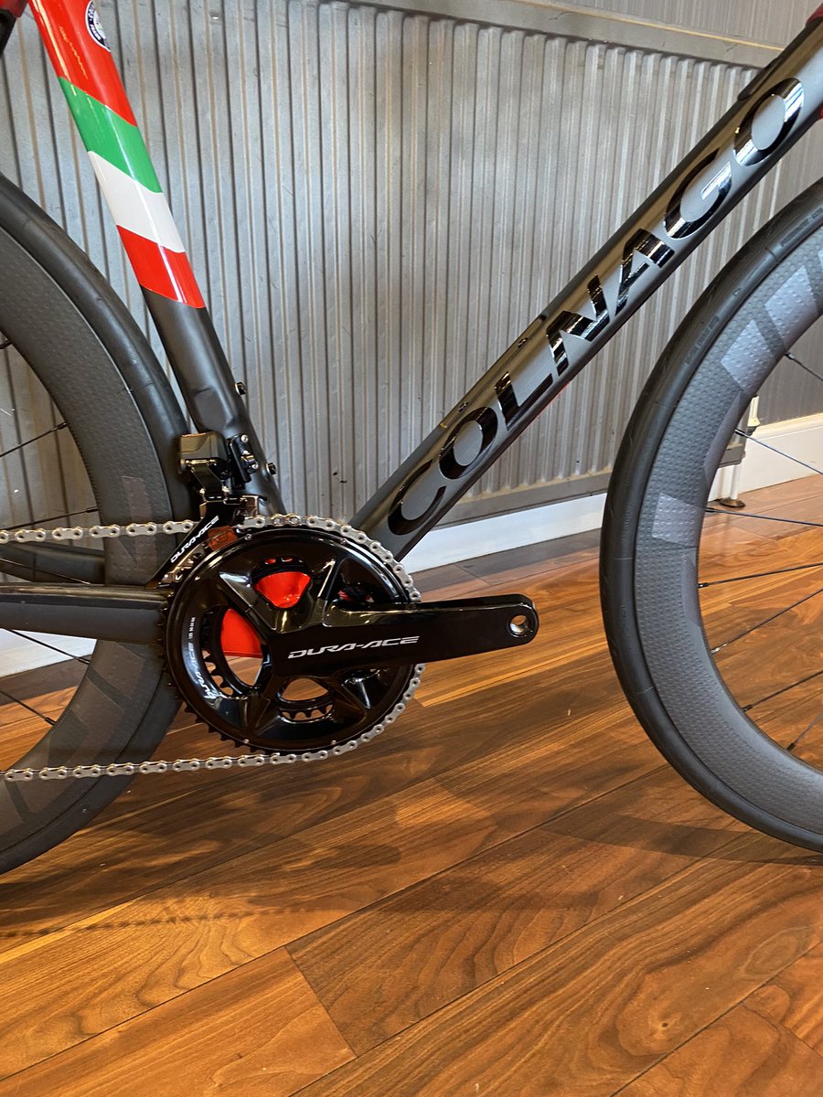 rembikes's tweet photo. What a bike 😍

Colnago C64, 12 speed Dura ace groupset with Zipp 404 firecrest wheels. Set up tubeless with Hutchinson fusion 5 performance tyres.

Now in stock 🤩 Who wants one? 
#Aberdeenshire #cycling #colnagoc64 https://t.co/FMC1iPlvHI
