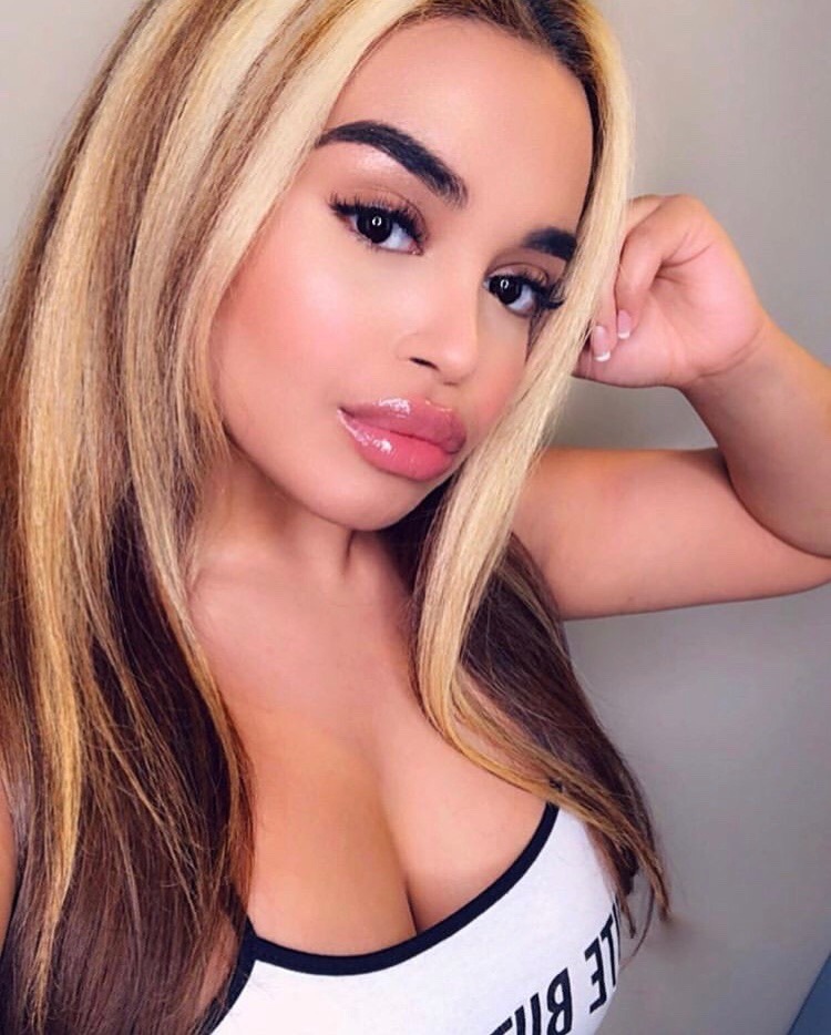 I'm the girl you've always wanted. 💖