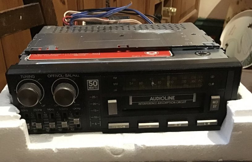 nickinnocent's tweet photo. 80s car needs my 80s memories of #Audioline feu orange and cassettes. https://t.co/HSfS0tuyyG