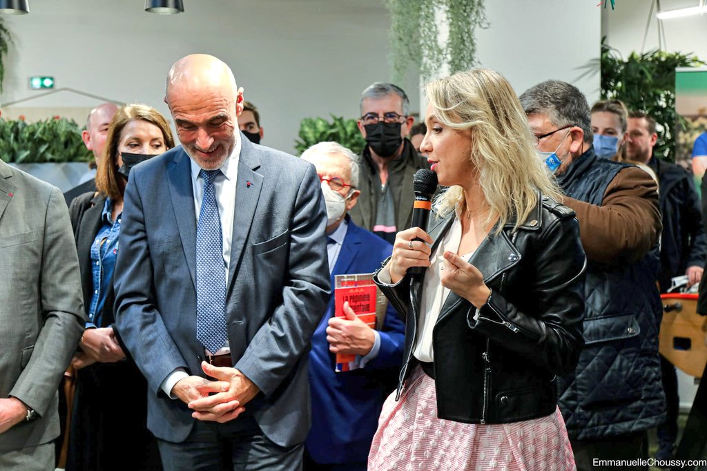 NadiaPellefigue's tweet photo. Le @MinToulouse inaugure de nouveaux locaux. Le "ventre de Toulouse" 🍏🥗 s'agrandit et en devient aussi :

❤️ le coeur : avec un espace collaboratif, des services #bienêtre et #sport

🧠les méninges : avec un espace #emploi, un #incubateur et un pôle com et stratégie

#Toulouse https://t.co/EaXNZpC9rR