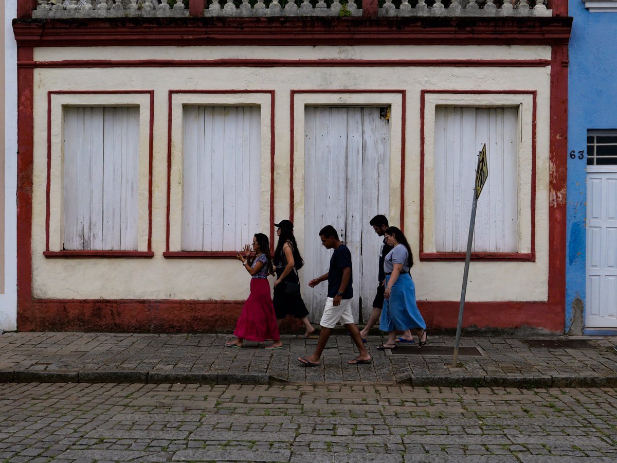 Jairo_Cardoso's tweet photo. Some pictures found in memory... São Francisco do Sul, 2022 January. Leica D-Lux 7.
#streetphotography #streetphotographer #photooftheday #photo #PHOTOS #photojournalism #saofranciscodosul #saochico https://t.co/0vPdnYRVE0
