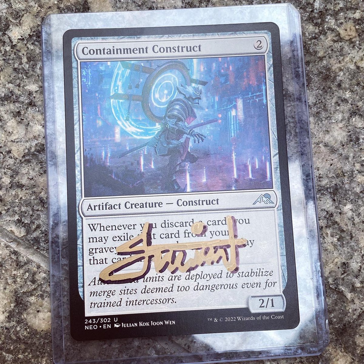 First card MTG signing for a buyer! :) #MTGNeon First card MTG signing for a buyer! :) #MTGNeon