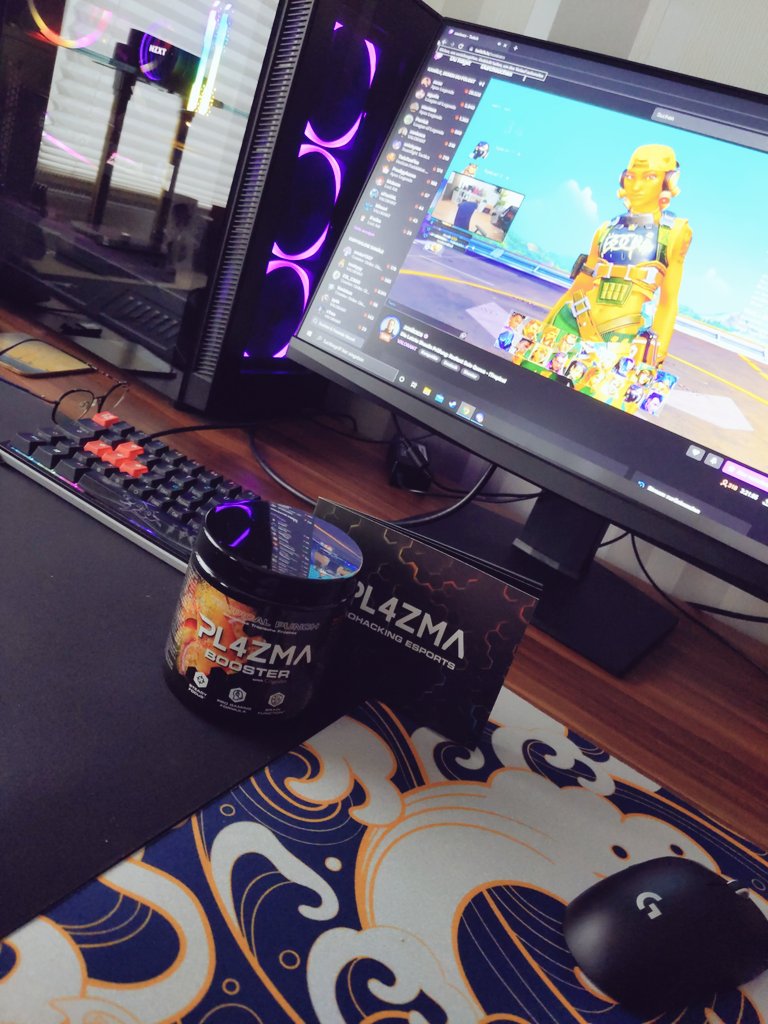 secreeVAL's tweet image. Perfekt zum Wochenstart habe ich mein Tropical Punch @Pl4ZMAcom