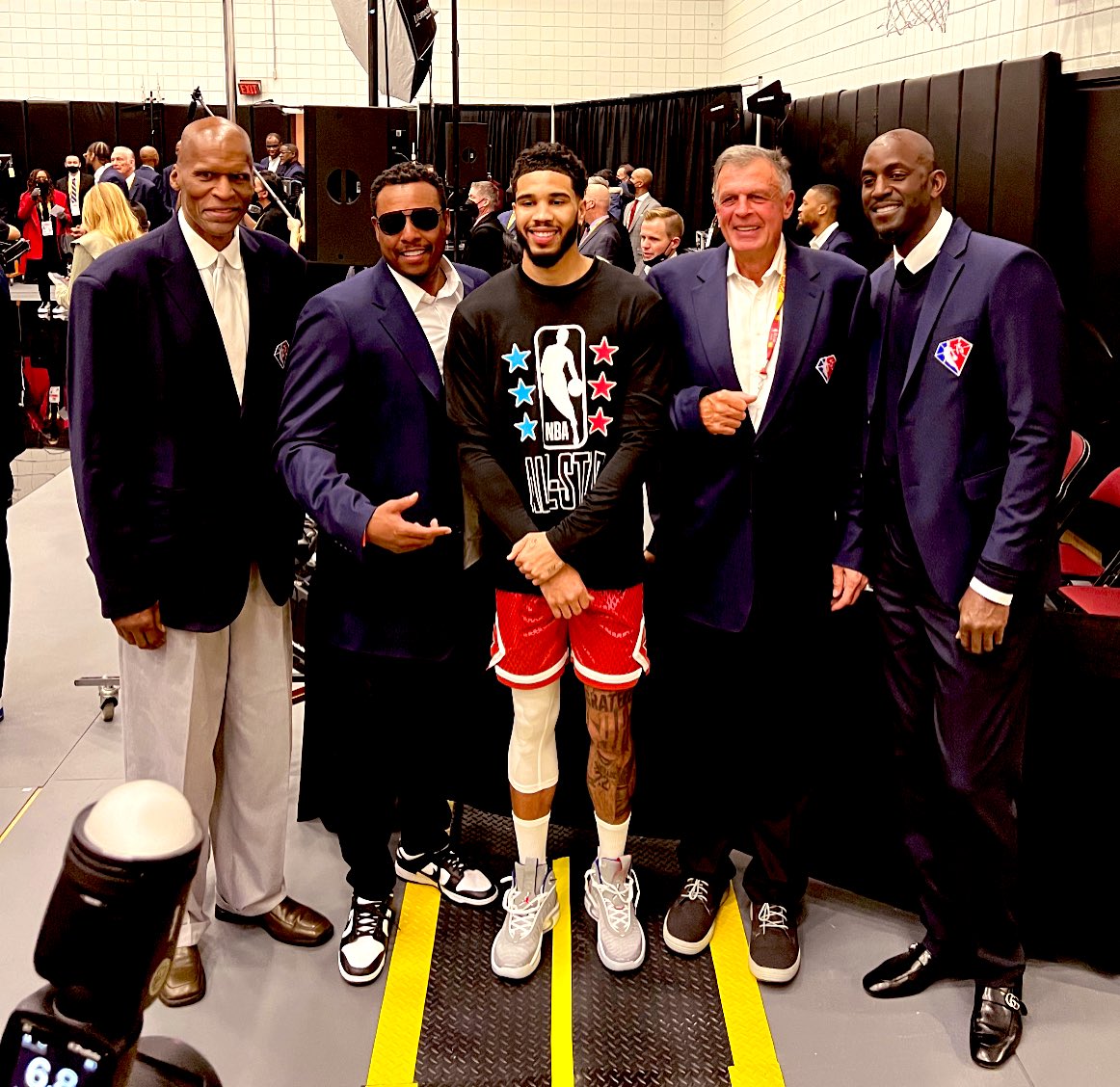Jayson Tatum with 4 legendary <a href="/celtics/">Boston Celtics</a>! #NBA75
