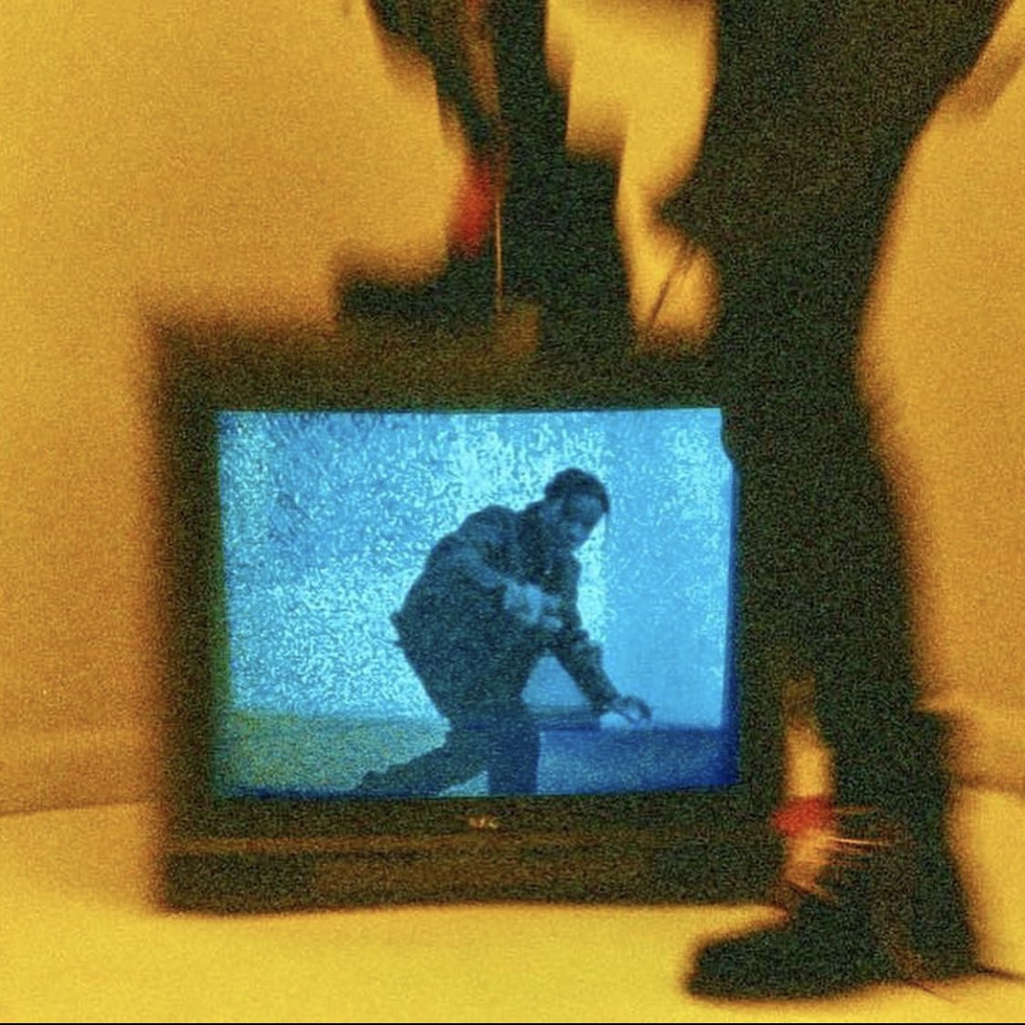 mrsawge11's tweet photo. She losin her mind, we kiss to Frank Ocean and Blonde #asaprocky #ASAPFOREVER #TESTING https://t.co/qXPhxgfqCt