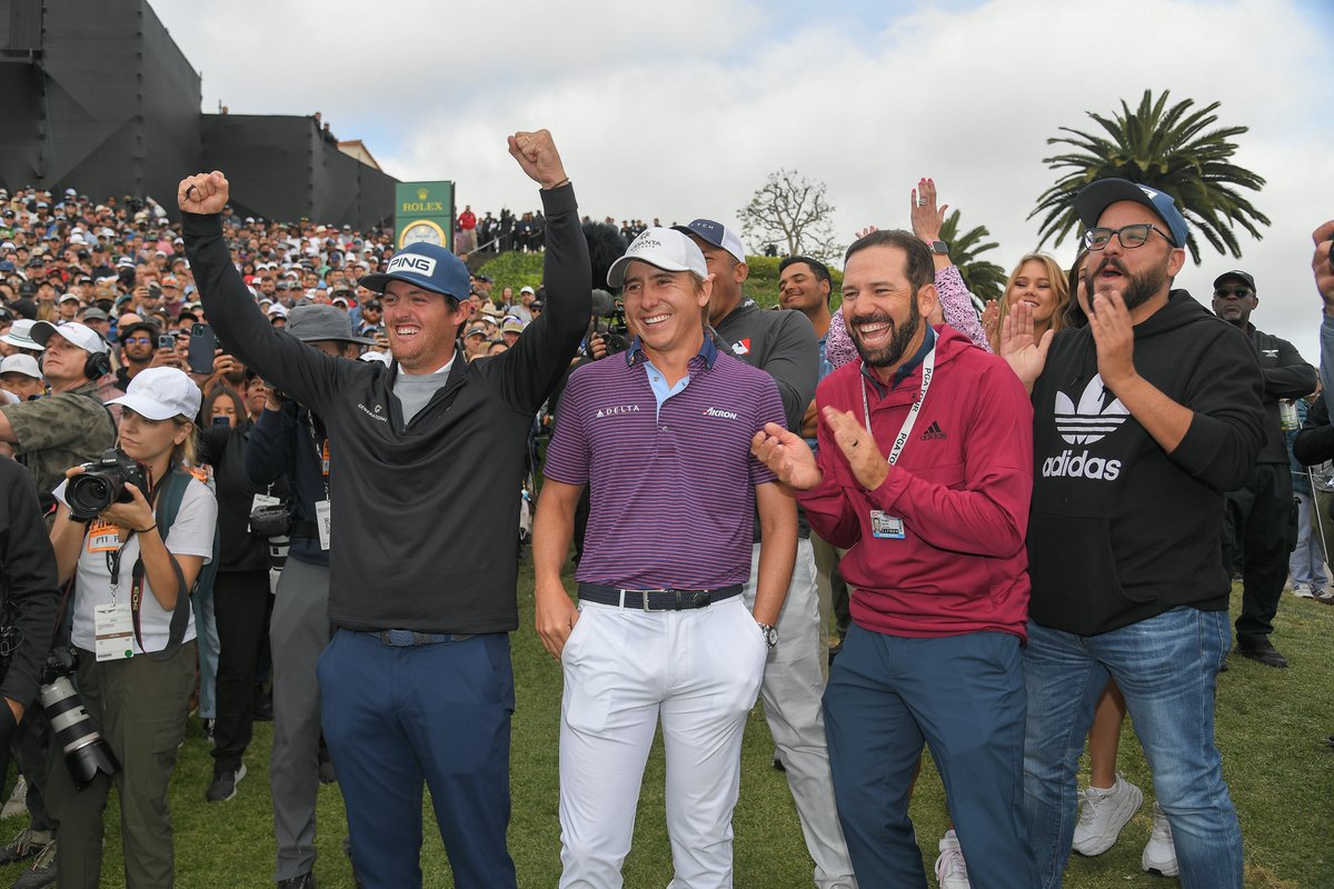 RT @GOLFTV: Sergio Garcia leading the cheers for @JoacoNiemann on the 18th green yesterday. https://t.co/u7r0k1XcUo