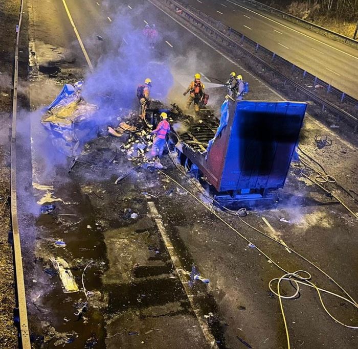LancsPolice's tweet photo. We were called at 4.51am today (February 21) to reports of a single-vehicle RTC involving a HGV on the northbound carriageway of the M6 at junction 27. https://t.co/BwW6gYxpzv