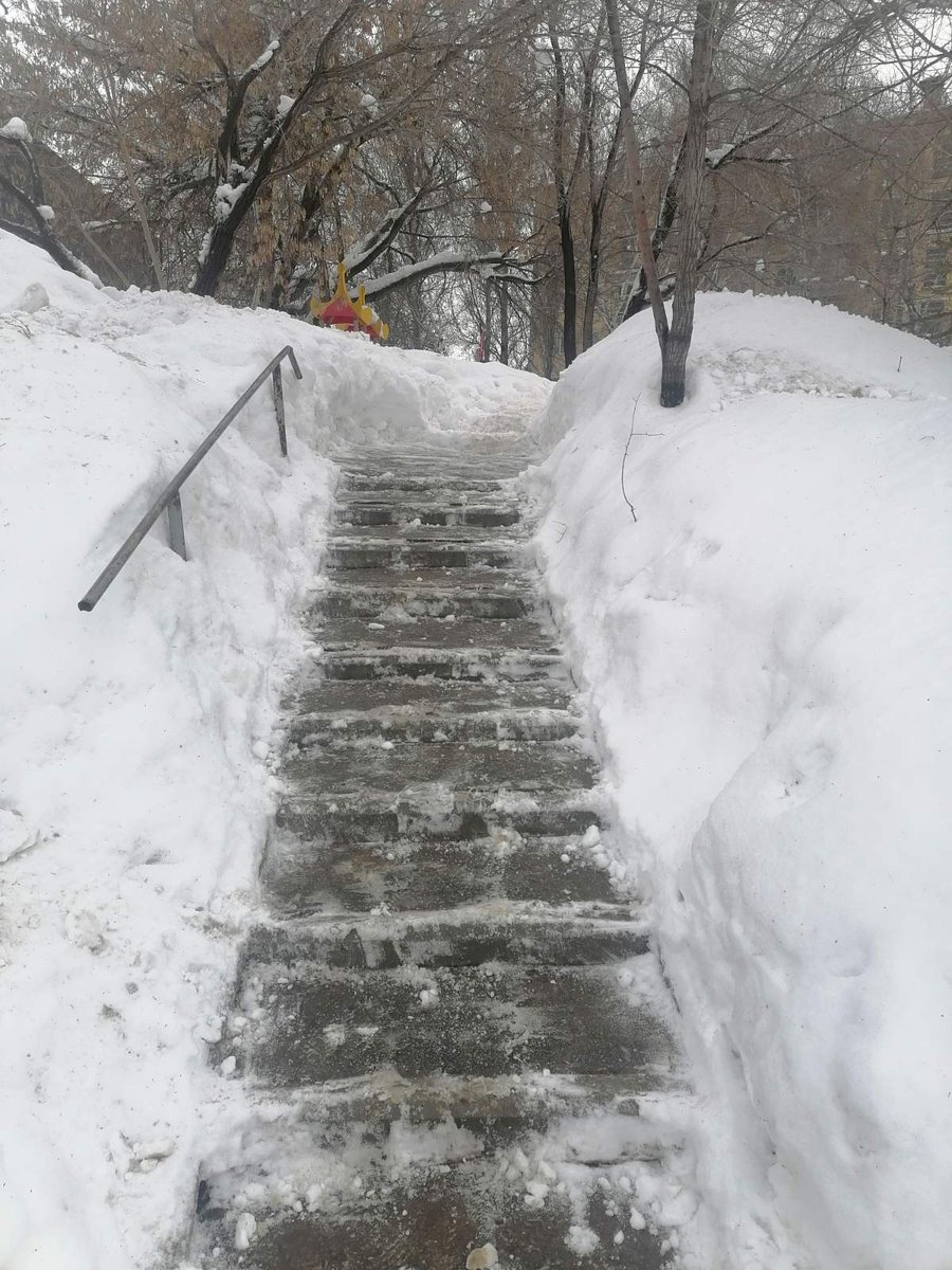 Выполнение работ по очистке территории от снега, по адресу: Московское шоссе, 18 км.
<a href="/Rudakov_i_a/">Рудаков Игорь Александрович</a>, <a href="/adm_kir63/">Администрация Кировского района</a>, <a href="/gkh_kir63/">Отдел по ЖКХ и благоустройству</a>.