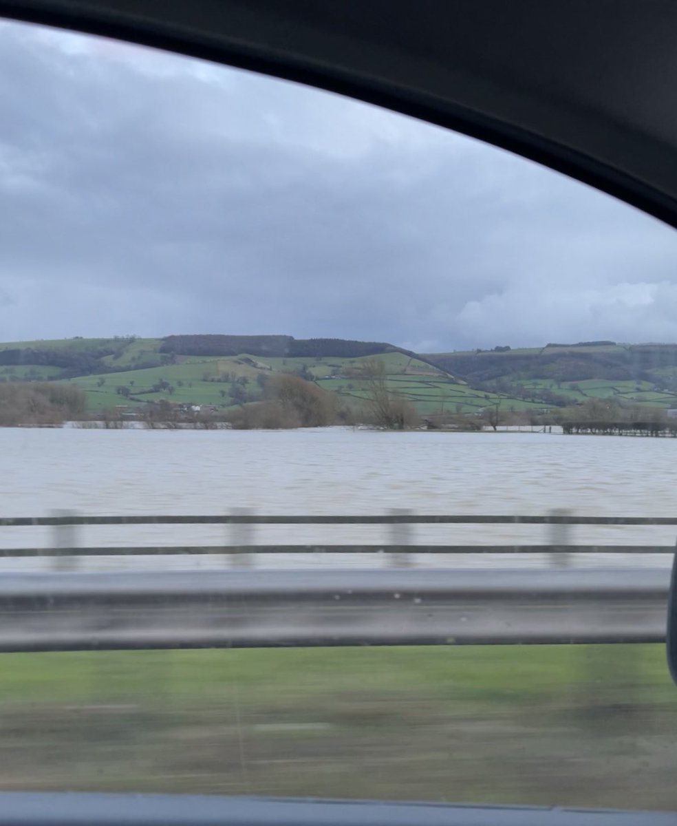 Samantha Saskia Dugon (@saskiadugon) on Twitter photo The River Severn well and truly broke its bank yesterday. It felt like driving past a lake, but it was meant to be a field. <a href="/BBCWales/">BBC Wales 🏴</a> #a483 #stormfranklyn #walesweather The River Severn well and truly broke its bank yesterday. It felt like driving past a lake, but it was meant to be a field. <a href="/BBCWales/">BBC Wales 🏴</a> #a483 #stormfranklyn #walesweather