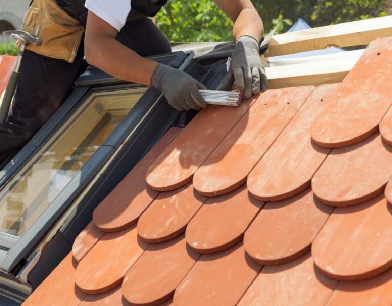 DIY Tips For Leaking Roof Repair In Denver, Co
Follow the link denver-76.webselfsite.net
If the cause of the leak is not detected and corrected immediately, your home can be seriously damaged. The water moves outward from the starting point, making it difficult to locate the source