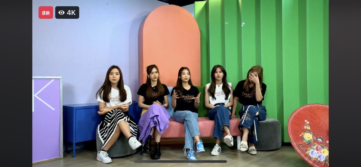 Artykaew's tweet photo. น่ารักที่สุด ที่ผ่านมาสนุกมาก 

#KaewBNK48 #NamneungBNK48 #TarwaanBNK48 #OrnBNK48 #NoeyBNK48 #ตู้ปลาชราลี่ https://t.co/BY8vd7IuUw