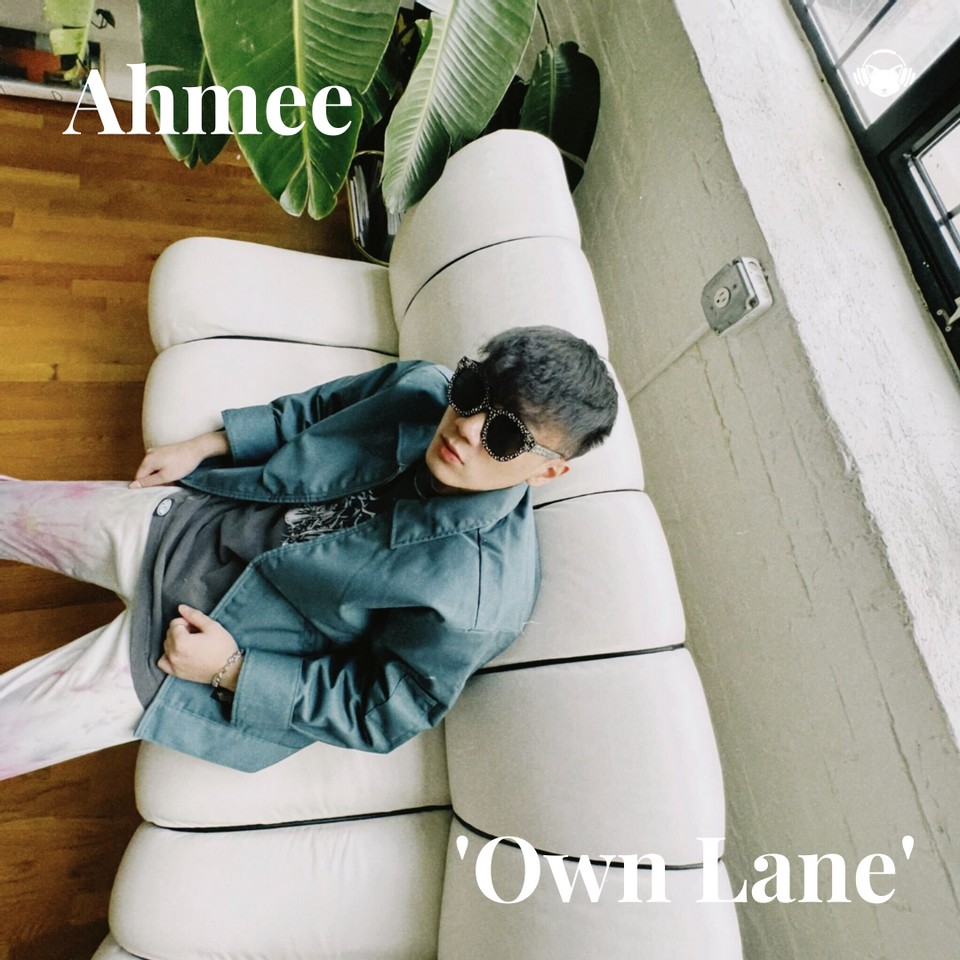 𝗔𝗵𝗺𝗲𝗲 𝗥𝗲𝗹𝗲𝗮𝘀𝗲𝘀 𝗢𝗽𝘁𝗶𝗺𝗶𝘀𝘁𝗶𝗰 𝗛𝘆𝗽𝗲𝗿𝗣𝗼𝗽 𝗔𝗻𝘁𝗵𝗲𝗺: 𝗢𝘄𝗻 𝗟𝗮𝗻𝗲.⁠
⁠
Check out the review on our blog by clicking on the link in our bio! ⁠

#decentmusic #newmusic #curiousformusic #singlerelease #albumrelease #newmusicfriday #new