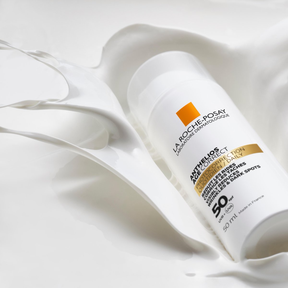 LaRochePosayInt's tweet photo. Velvet finish, lightweight and delightful texture, #ultraprotection and hydration… Ready for a full #anthelios Age Correct SPF50 experience? Because we are! ☀️
#larocheposay #antiageing https://t.co/FIohUrWWwm