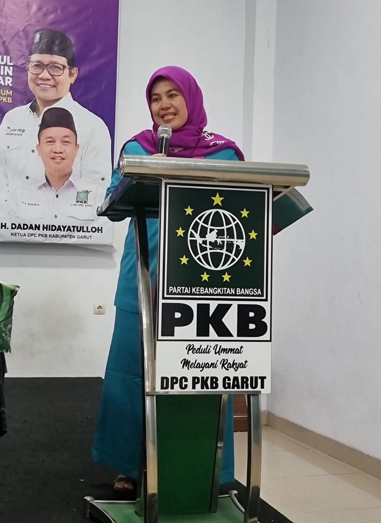 pb_jabar's tweet photo. PELANTIKAN DAN MUKERCAB DPC Perempuan Bangsa Kabupaten Garut

@perempuanbangsa
@pb_jabar 
@DPP_PKB 
@SyaifulHooda 
@cakimiNOW 

#PerempuanBangsa #PerempuanBangsaJabar #PerempuanBangsaKabGarut #cakimin #GusMuhaiminPresiden2024 #GusMuhaimin https://t.co/QiNjkRzbjF