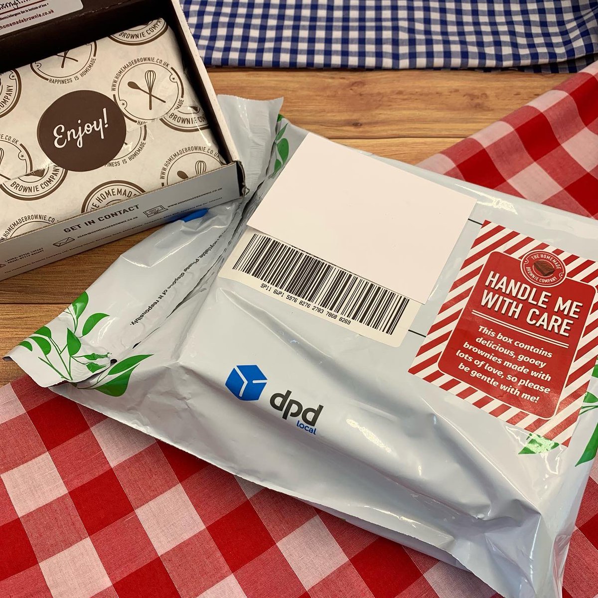 Can’t decide which flavour to choose??
Why not order one of our pick your own multiple flavour boxes. You can choose from 17 different flavours. 
Available in boxes of 4,6,8,10,12 &amp; 16
What size box would you select?? 
#browniesbypost #glutenfree #brownie #blondie