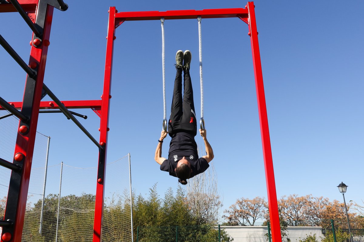 ResortMCamarena's tweet photo. ¿Qué os parece nuestro nuevo #TrainingBox?
💪 Este circuito #WorkOut permite a los usuarios entrenar al aire libre realizando ejercicios de fuerza, equilibrio y flexibilidad sin necesidad de cargas externas y solo con el propio peso.
¿Te atreves a probarlo? 😉 https://t.co/p1UqlZVLKu