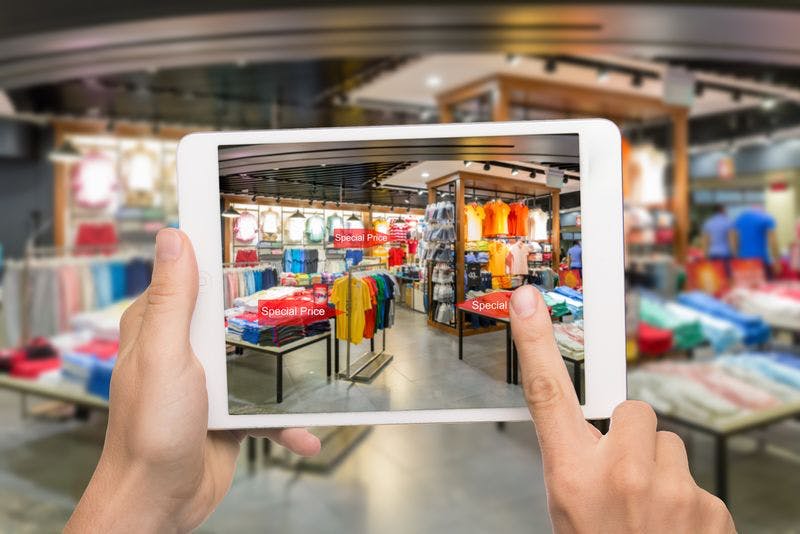 MihaelaLivia's tweet photo. Consumers found new ways to adapt to extreme circumstances using technology and they expect brands to do the same. Get inspired and discover how can reshape your retail business with #IBM technology solutions. Explore more: https://t.co/euCybA5AjR https://t.co/ztU1gWhQ5k https://t.co/48hVMVmEsP