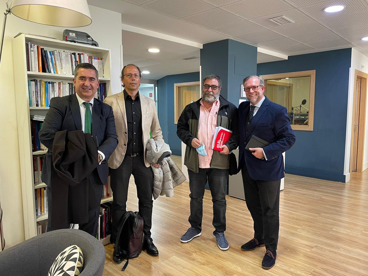 Foro Recursos Humanos (@fororrhh) on Twitter photo ⚫️#Finalizamos nuestro programa dedicado a la reforma laboral junto a <a href="/ADiReLab/">ADiReLab</a>, Antonio de la Fuente, <a href="/CarlosAdirelab/">Carlos de la Torre</a> <a href="/RosaSantosZGZ/">Rosa Santos F.</a> <a href="/CEOE_ES/">CEOE</a> <a href="/OlmosRaul/">Raul Olmos</a> <a href="/CCOO/">COMISIONES OBRERAS</a> Mariano Hoya <a href="/UGT_Comunica/">UGT</a> y Ana Matarranz #HowdenIberia.
El próximo lunes, más!👋 ⚫️#Finalizamos nuestro programa dedicado a la reforma laboral junto a <a href="/ADiReLab/">ADiReLab</a>, Antonio de la Fuente, <a href="/CarlosAdirelab/">Carlos de la Torre</a> <a href="/RosaSantosZGZ/">Rosa Santos F.</a> <a href="/CEOE_ES/">CEOE</a> <a href="/OlmosRaul/">Raul Olmos</a> <a href="/CCOO/">COMISIONES OBRERAS</a> Mariano Hoya <a href="/UGT_Comunica/">UGT</a> y Ana Matarranz #HowdenIberia.
El próximo lunes, más!👋