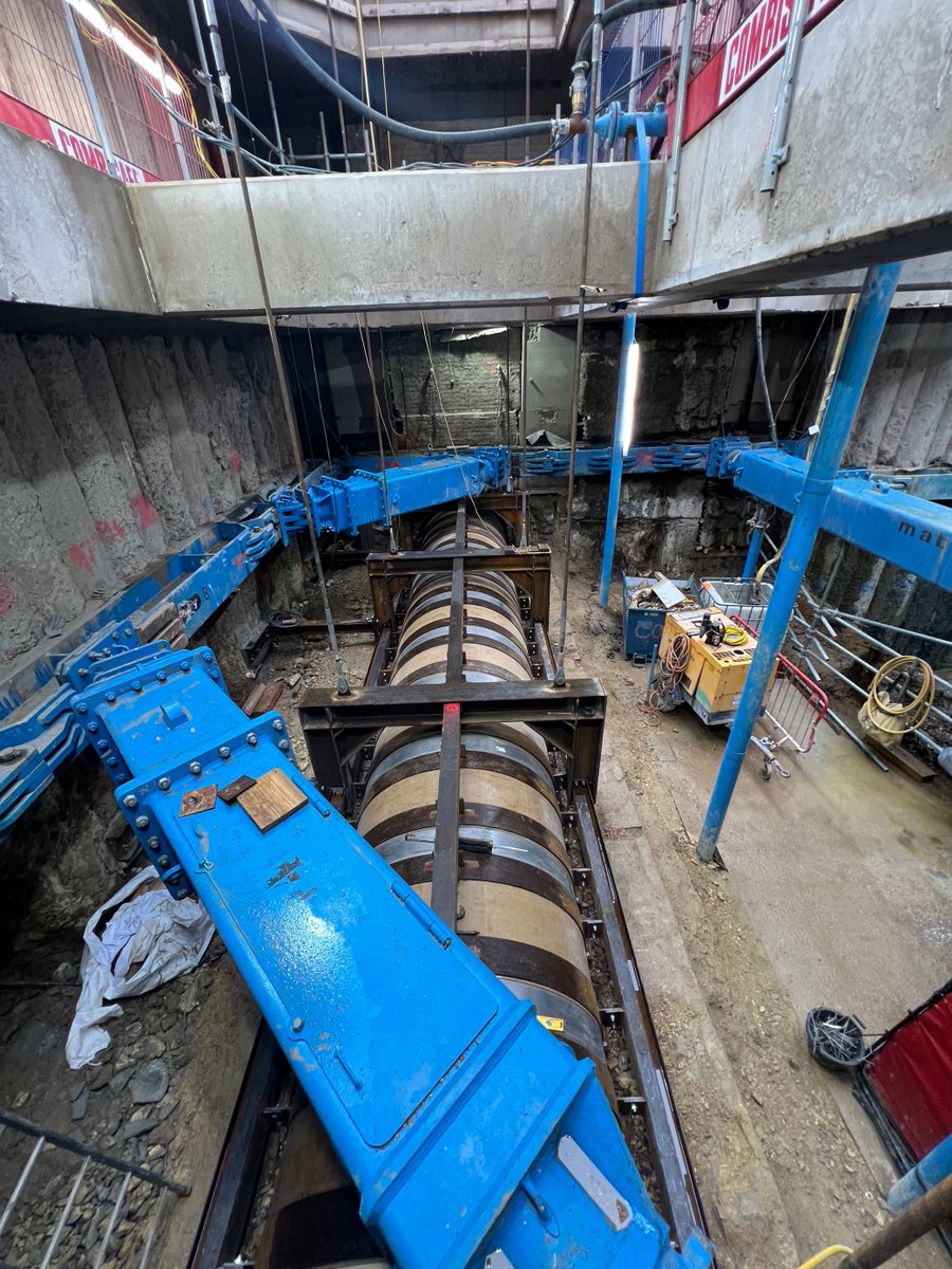 TidewayLondon's tweet photo. Monday progress update 💪⚙️🦭

✅Vent pipes installed in Chelsea 
✅New park benches in King George’s Park
✅Excavation continues in Greenwich https://t.co/NnWOCwVdYe