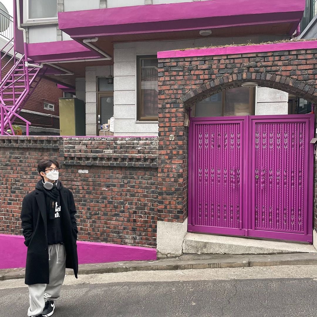 Библиотека в современном стиле. Паблик 12. Осторожно крыса надпись. Библиотека в современном стиле. Паблик 12.