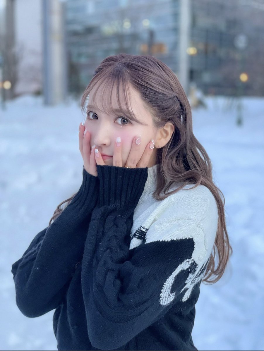 noyua_nolife's tweet photo. ウチの推しは北国⛄️❄️から南国🌴☀️
1週間経ってもどこ行っても見せ場しっかり作るし可愛いんだから無我夢中💘
この流れこのご時世だからってのもあるけどめったに見られないから嬉しみ感激に包まれる🥰💓
#三上悠亜 #ゆあ活
#yourselection https://t.co/59KOA6Mrr0
