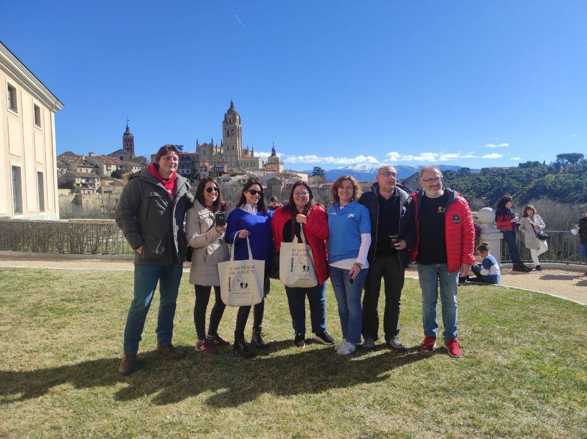 Pequesdeoro.org tweet media