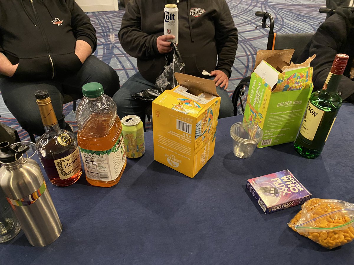 This pretty much sums up a #gally1 night.