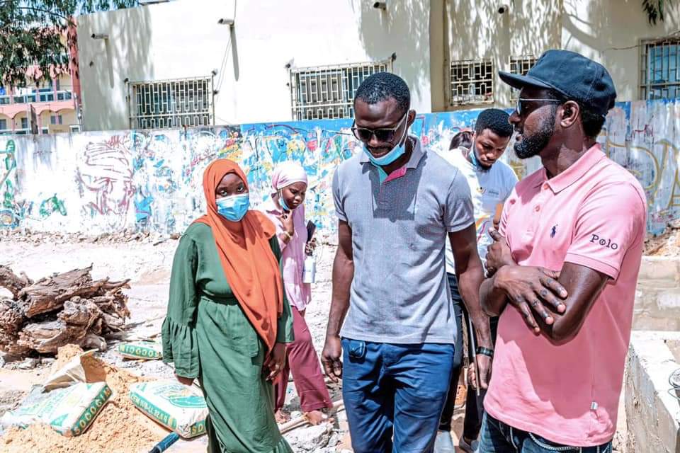 FITSenegal's tweet image. Visite du Complexe culturel Léopold Sédar Senghor de Pikine par la #teamcjs.
Une visite riche qui nous a permis de faire la rencontre de personnes inspirantes avec des parcours inspirants. Stay connected, pour en savoir plus sur ces parcours.
@CjsSenegal @UEauSenegal #tekkifii