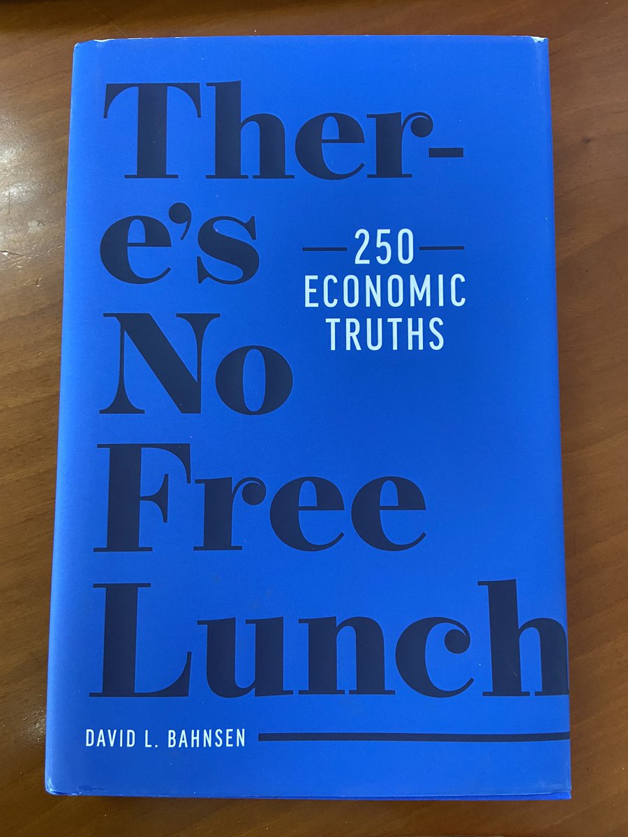 phynancial_uk's tweet photo. As recommended in Nick Murray’s November 2021 newsletter 

There’s No Free Lunch, 250 Economic Truths by @DavidBahnsen is now available to buy in the UK

We got ours by preordering on Amazon https://t.co/qhk2CbefjU