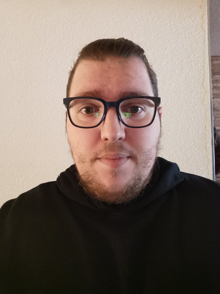 Blacksinpa's tweet photo. Unos dicen que me parezco a ibai otros a Alex el capo... Yo la verdad no me veo el parecido, ¿vosotros que pensáis? https://t.co/nWuWNUBIyI