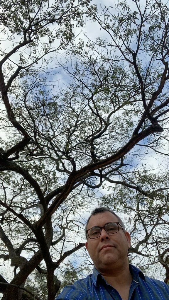 leoazarak's tweet photo. Toma la decisión de manifestar tu mejor futuro posible en este instante. Que la fractalidad de tu destino se abra hacia tu mejor versión.
Déjame un comentario buena vibra y que eleve la frecuencia de de todos.
_
#fractal #fractalidad #vibracion #energia #destino #manifestac… https://t.co/TgvlHZ5MDe