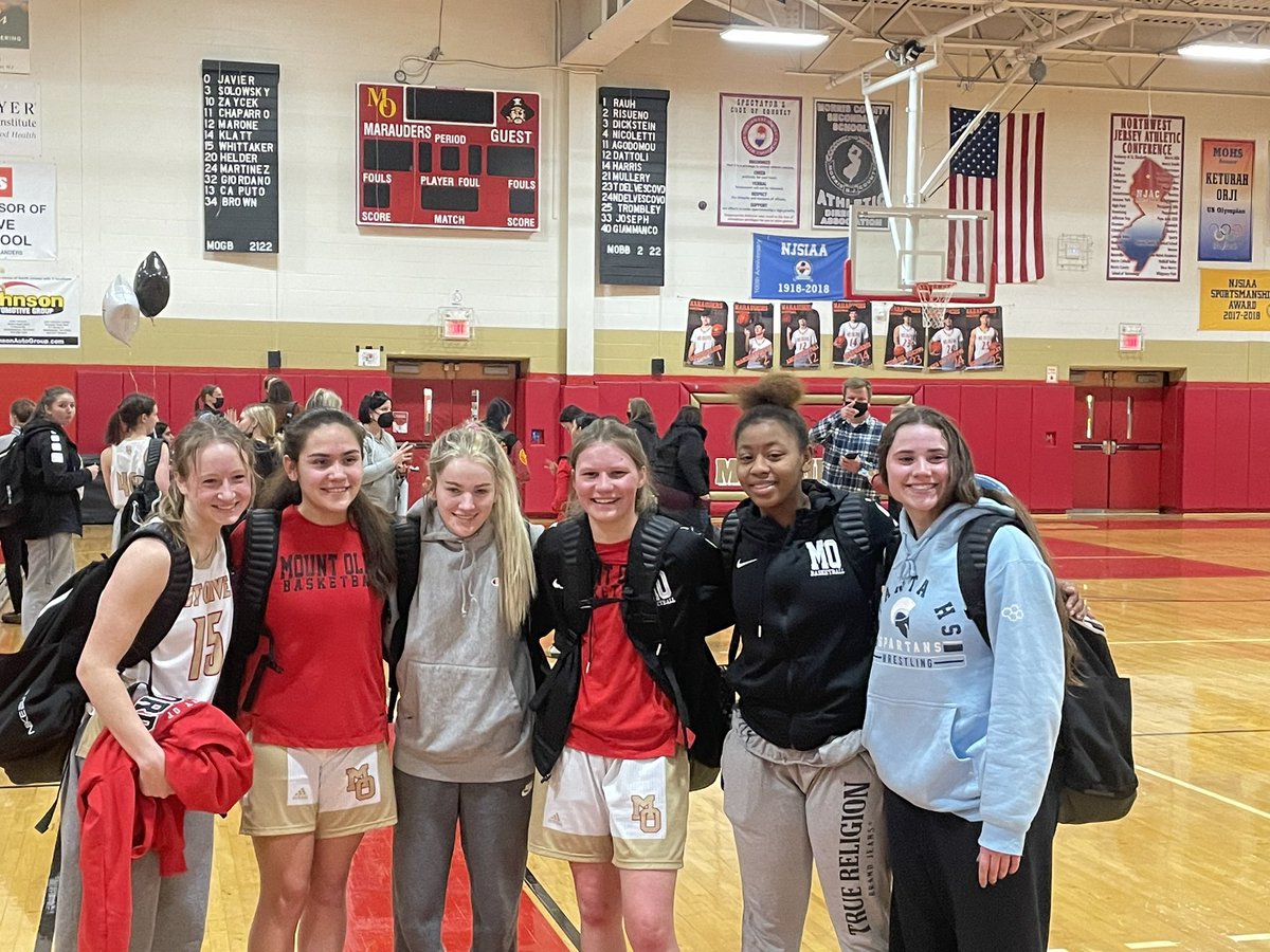 MOHSMarauders's tweet photo. 21-22 season is in the books.  Congratulations JV for a very successful season, 16-4!  Varsity Seniors celebrate their last game - great effort and attitude by ALL!  See our Marauder Basketball fans next year!  @ZywickiR @PrincipalMOHS @KevinRStansber1 @MOHS_Basketball https://t.co/b16XMPGfHh