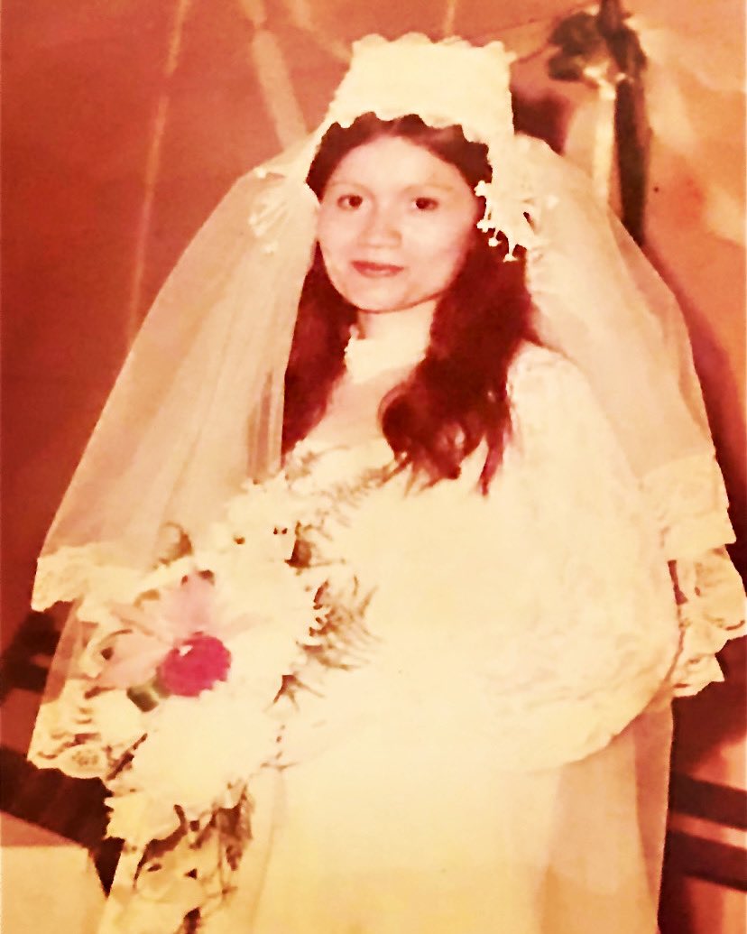 My vegalteña on her wedding day my beautiful Queen Natividad Tati Serrano my redhead beauty <a href="/Vegalteno/">Luis A. Miranda, Jr.</a> I’m proud of my roots too 🙏🏻🌹🙏🏻🌸