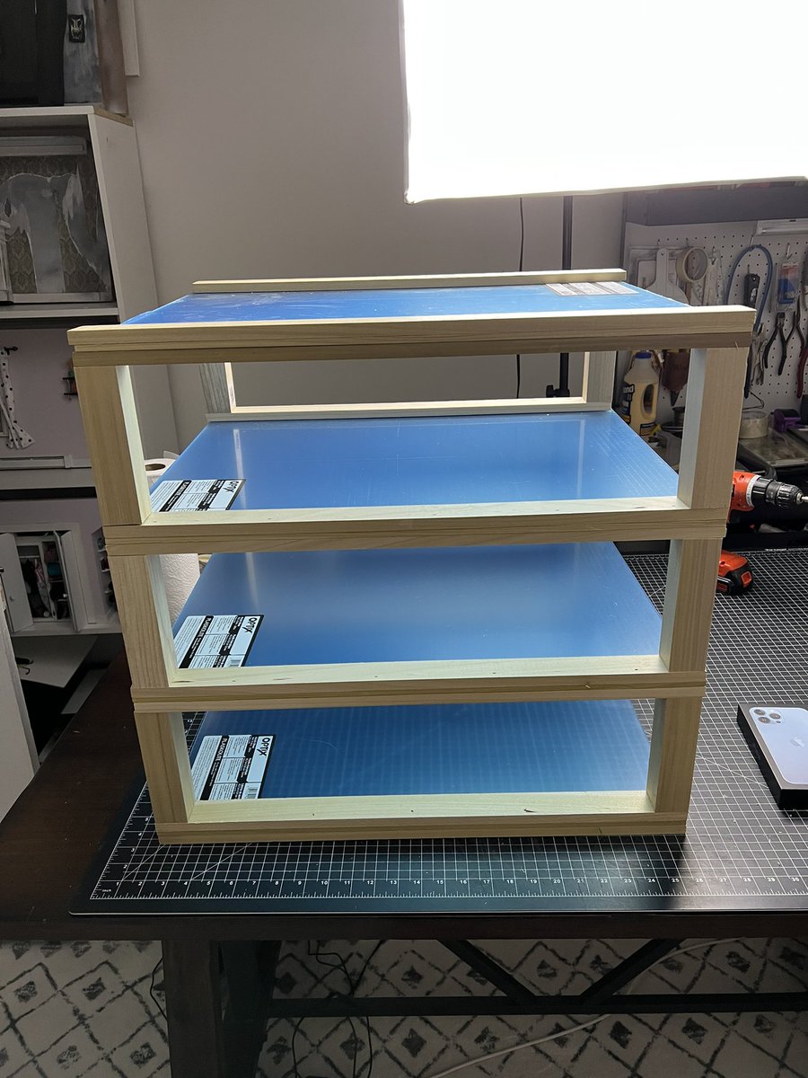 Martin_mixmedia's tweet photo. I’m building a small multi plane camera for a stop motion project. So far so good😁🎥 
*
*
#StopMotion #animation #art #shortfilm #DIY #Filmmaker #Filmmaking #animator https://t.co/yYu5nrUECf
