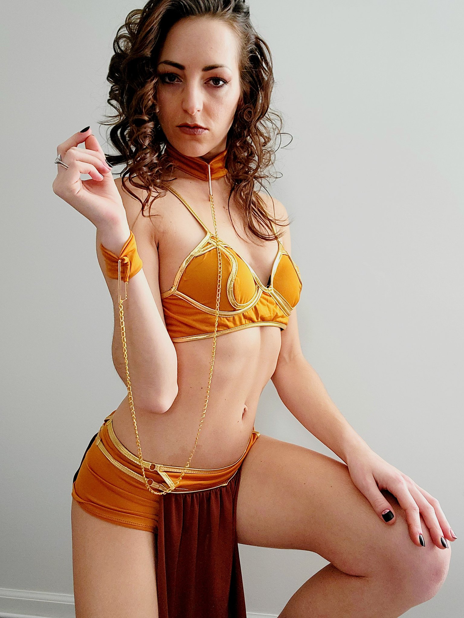 Are yall ready for this? 🔥 Video posting on Onlyfans! Don't miss out **TOP 0%** https://t.co/dyZ3MYAk0M #onlyfans #brunette #cosplay #princessleia #onlyFanscouples https://t.co/KpXJU0W8o9