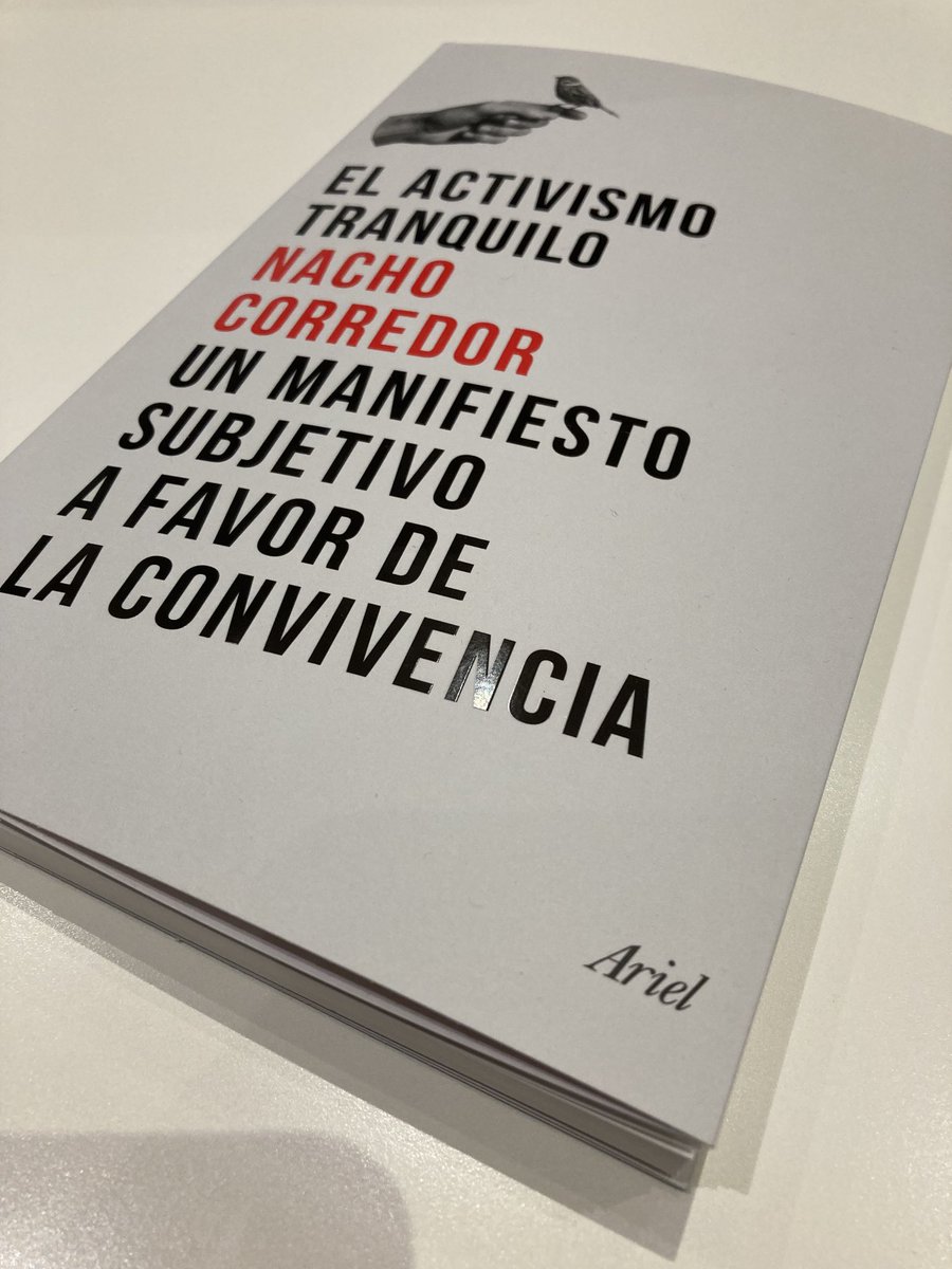 “La vida crece entre los matices” ¡Empezamos bien ⁦<a href="/nachocorredor/">Nacho Corredor</a>⁩! ¡Ganas de leerlo y subrayarlo! ¡Gracias por el detalle!