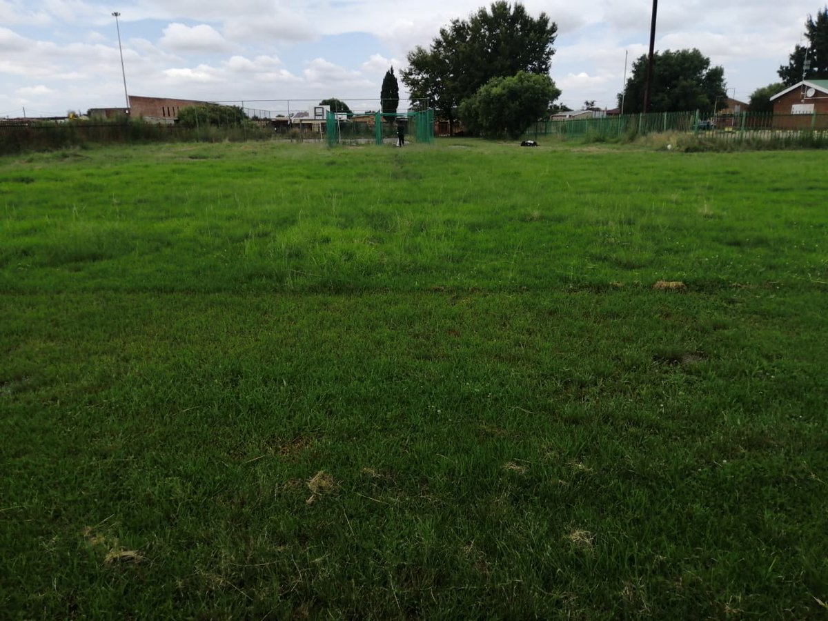 Sir Thulo tweet media