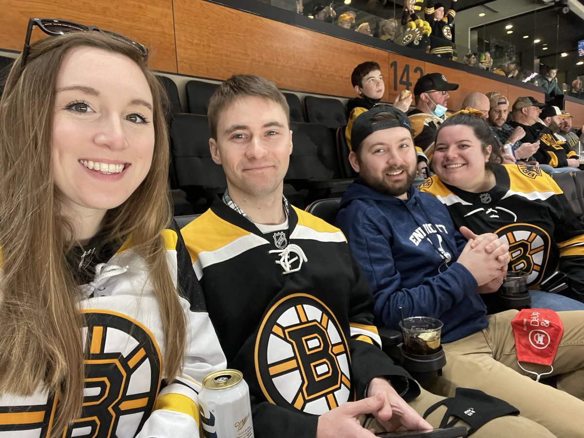 Samking1542's tweet photo. #bruins #mohegansunphotos https://t.co/o6uDsPclsC