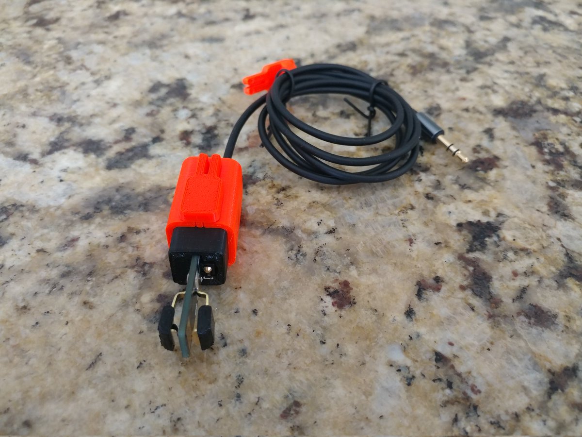 Awesome, I got my <a href="/N6ARAElectronic/">N6ARA</a> micro CW key, dam this is the bomb, thanks to N6ARA for this😁👍 pic.x.com/g1iLqz9lYb