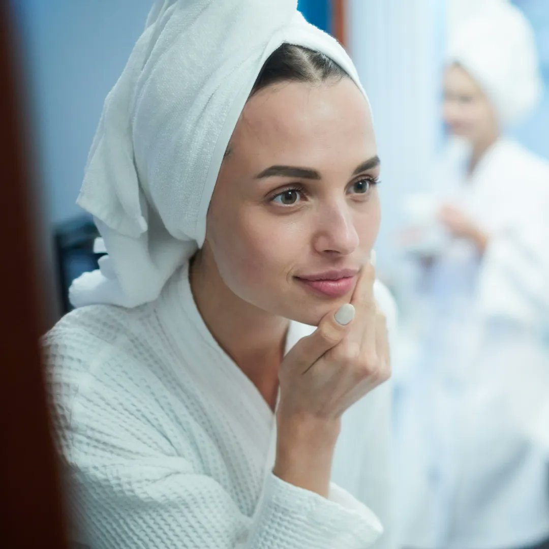 Ever wondered what the benefit is of using serums and oils in your skincare routine? Or what the difference is between the two? 

The skincare experts at <a href="/PMortar/">Pestle & Mortar</a> have broken it down for us in our Experts' Zone buff.ly/36mSwmx

#skincareexplained #serum