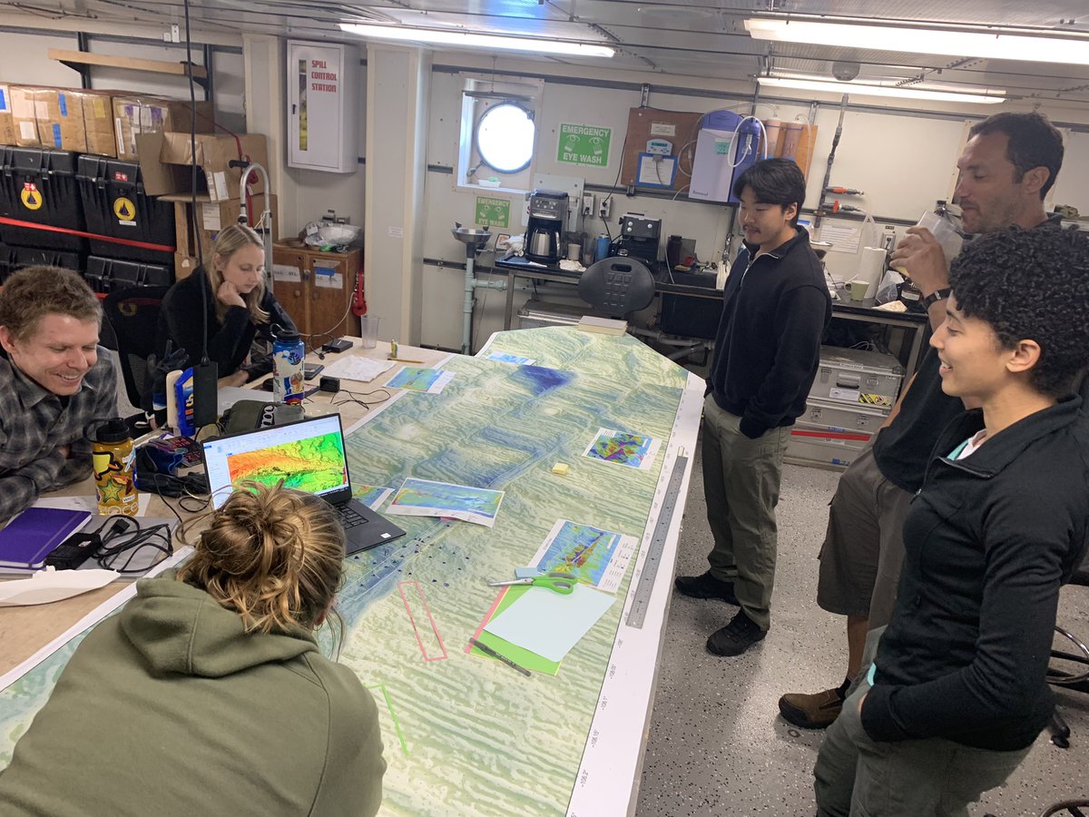 4CASTGofar tweet media