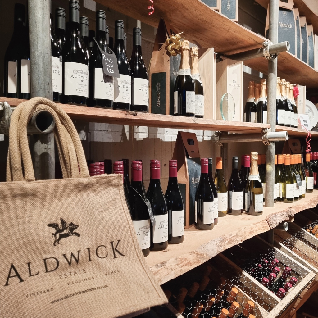 Did you know, our cellar door is open from Monday to Thursday 10am till 5pm, so if you're in the area, feel free to pop by - and if you've got any questions before you buy, we love nothing more than chatting about our wine!🍷