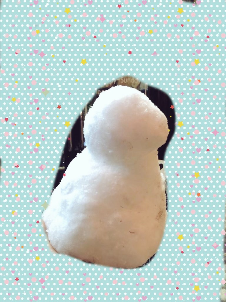orange0602cc's tweet photo. 下雪了！！！我打的码真的太丑了 https://t.co/2Z8QIL1SdA