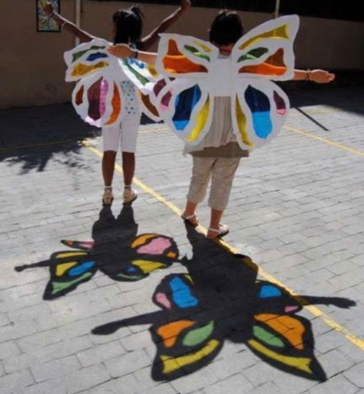 🔊 ÀUDIO #AlMatí | Diverteix-te fent disfresses aquest #Carnaval!

Avui, als més petits de casa, amb l' <a href="/evaguarino/">Eva Guarino</a> t'oferim idees de disfresses fàcils, i fetes a casa amb la sabadellenca Marina Giner, de The Imaginery.

▶️bit.ly/CARNAVAL210222