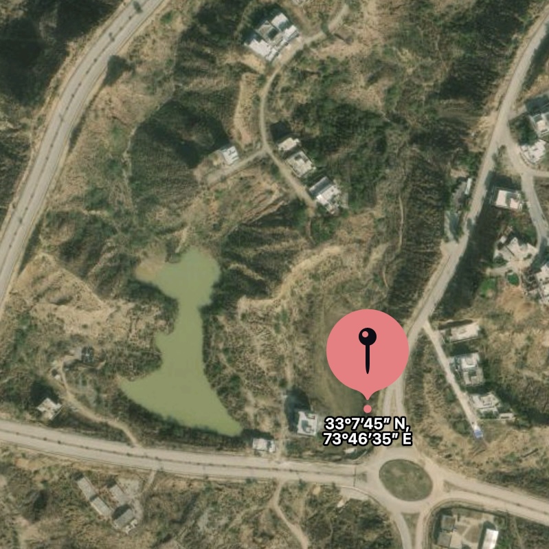 SPE_ETH's tweet photo. $SPE nurseries are taking shape in Pakistan, ground is being levelled, water supplies secured &amp; staff accommodation being built. 

GPS 

Latitude: 33° 7' 45.27" N
Longitude: 73° 46' 35.80" E
Accuracy: +/- 4.97 m
Altitude: 350.36 m

#CarbonCredits #Crypto #SavePlanetEarth #BSC https://t.co/AoMZCWShAq