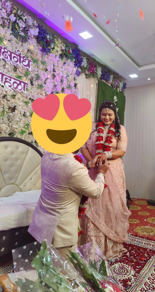 Polca_Sweety's tweet photo. I GOT ENGAGED YESTERDAY ❤️

I was thinking of not sharing it but its one of my happiest moments so thought I should 🥺

but one think Newwiee you will always be my beloved 😊💕 https://t.co/9itxzGZuwE